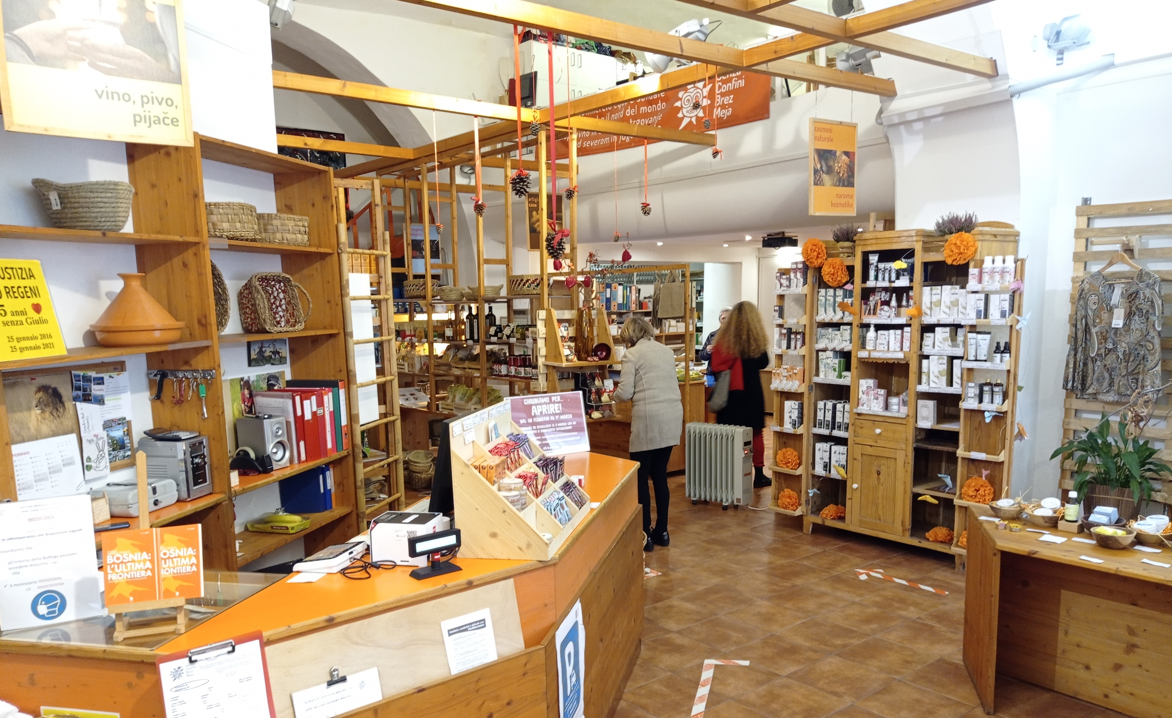 Cooperativa Sociale La Collina: Trieste, la Bottega del mondo chiude… per riaprire!
