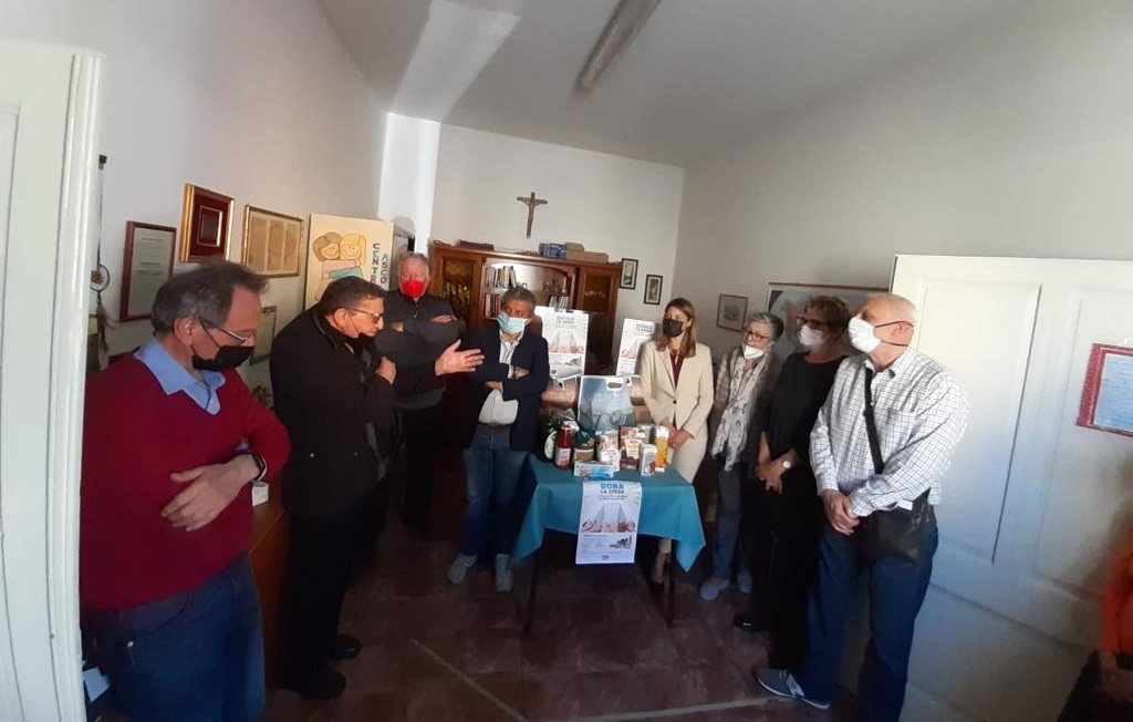 I soci Coop consegnano due quintali di alimenti a Caritas Palmanova I soci Coop consegnano due quintali di alimenti a Caritas Palmanova