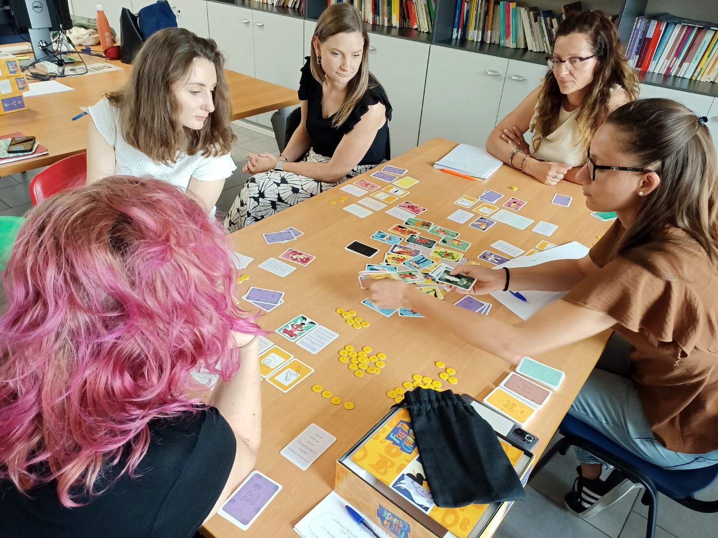 Un gioco aiuta i giovani uomini a sradicare gli stereotipi di genere